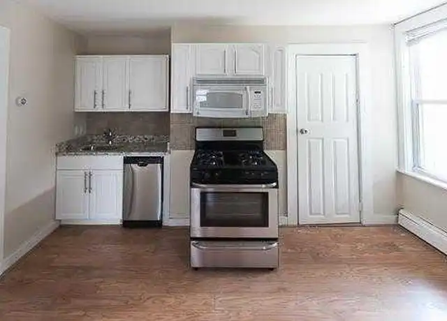 Property at 375 Maverick St, East Boston, MA, 02128, 3 beds, 1 bath, [object Object]
