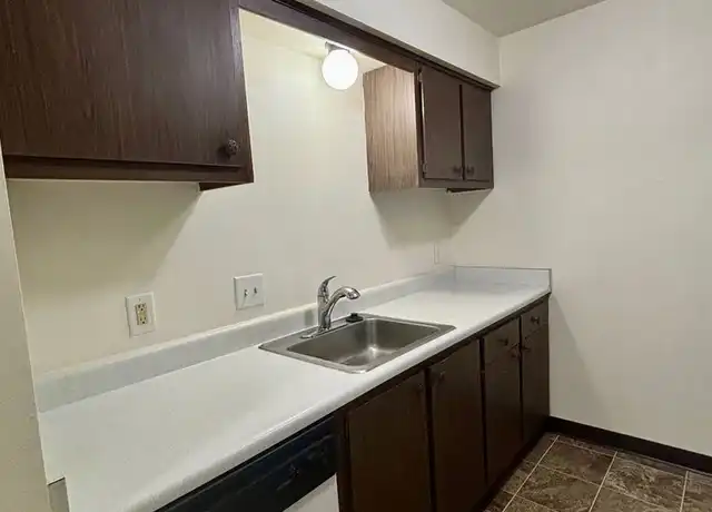 Property at 2425 N Mason St Unit 203, Appleton, WI, 54914, 2 beds, 1 bath, [object Object]