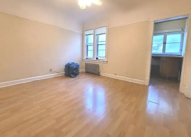 Property at 1503-15 E Kane Pl - 1503 E Kane Pl, Milwaukee, WI, 53202, 0 beds, 1 bath, [object Object]
