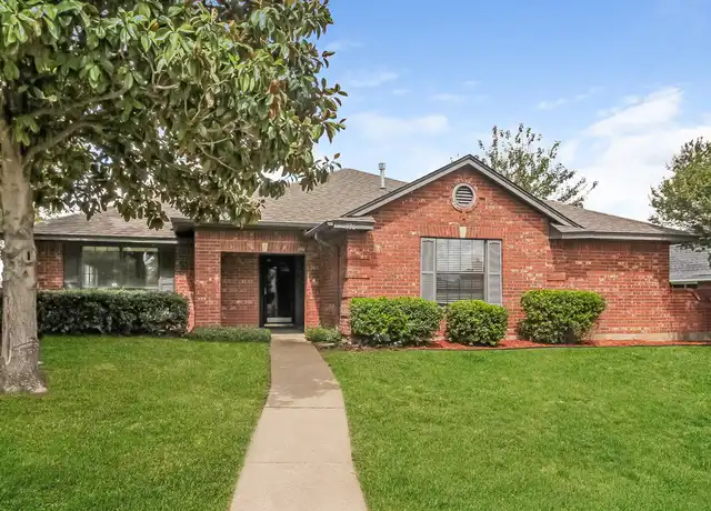 Property at 936 Manor Dr, Desoto, TX, 75115, 3 beds, 2 baths, [object Object]
