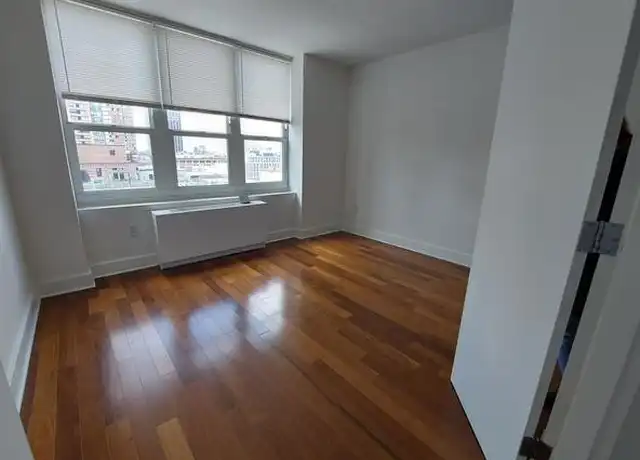 Property at 88 Morgan St #2401, Jersey City, NJ, 07302, 1 bed, 1 bath, [object Object]