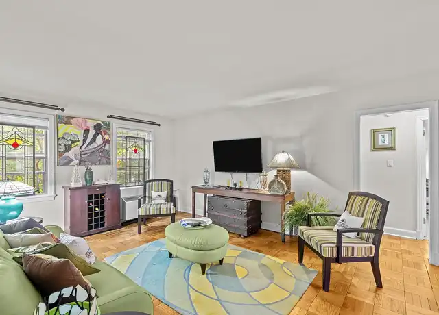 Property at Rock Creek Springs Apartments - 8000 Eastern Dr, Silver Spring, MD, 20910, 1 bed, 1 bath, [object Object]