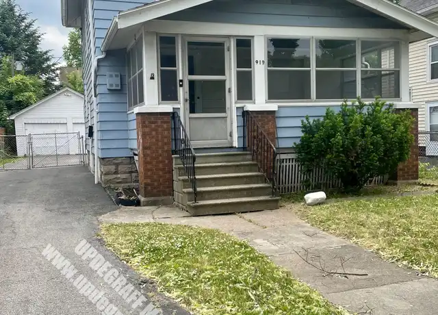 Property at 919 Chili Ave, Rochester, NY, 14611, 3 beds, 1 bath, [object Object]