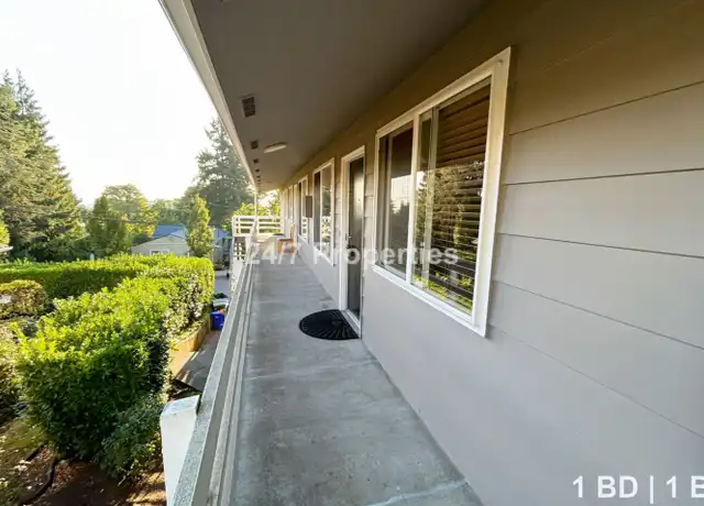 Property at 3415 SW 11th Ave Unit 7, Portland, OR, 97239, 1 bed, 1 bath, [object Object]