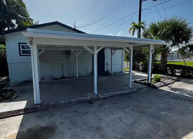 Property at 619 Washington Ave, Lake Worth Beach, FL, 33460, 3 beds, 2 baths, [object Object]