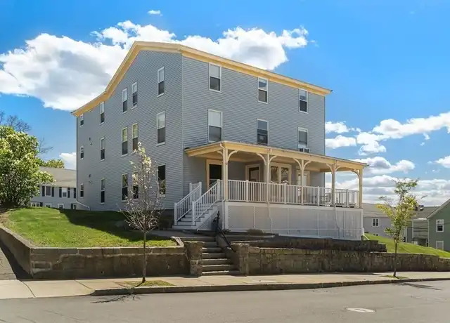 Property at 42 Railroad Ave, Beverly, MA, 01915, 2 beds, 1 bath, [object Object]
