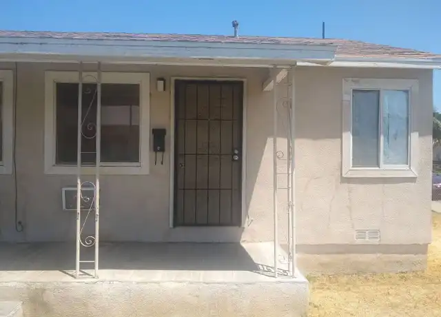Property at 2212 Lake St Unit A, Bakersfield, CA, 93306, 1 bed, 1 bath, [object Object]