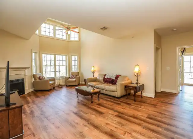 Property at 60 Roundabout Way #8, Manchester, NH, 03102, 2 beds, 2 baths, [object Object]