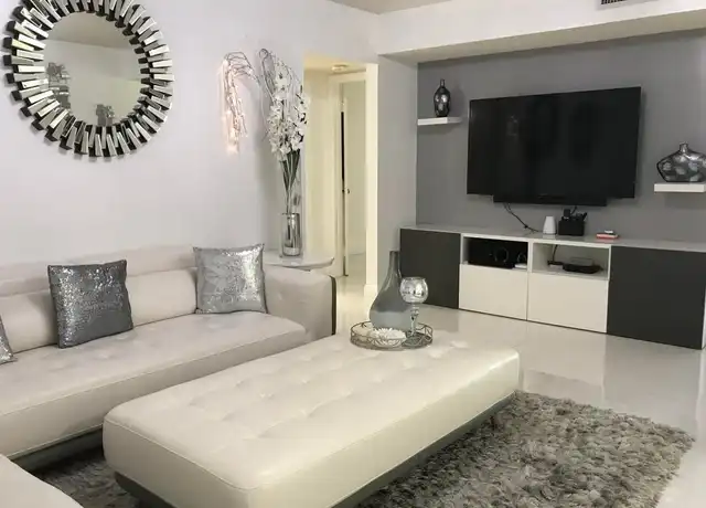 Property at 5130 Las Verdes Cir, Delray Beach, FL, 33484, 2 beds, 2 baths, [object Object]