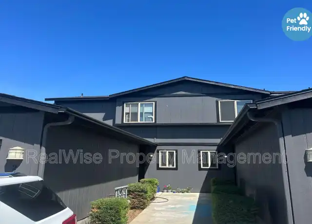 Property at 2466 SW Timber View Ct, Redmond, OR, 97756, 2 beds, 2.5 baths, [object Object]