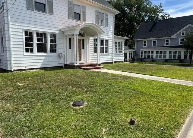 Property at 321 Union St, Milton, DE, 19968, 4 beds, 2.5 baths, [object Object]