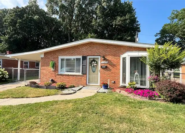 Property at 1383 Moulin Ave, Madison Heights, MI, 48071, 3 beds, 1 bath, [object Object]