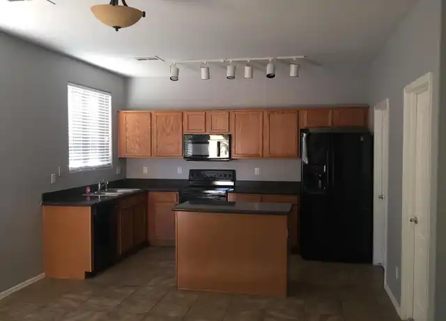 Property at 17431 W Banff Ln, Surprise, AZ, 85388, 4 beds, 2.5 baths, [object Object]