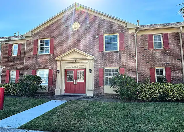 Property at 925 Palm Springs Blvd Unit B, Indian Harbour Beach, FL, 32937, 1 bed, 1 bath, [object Object]