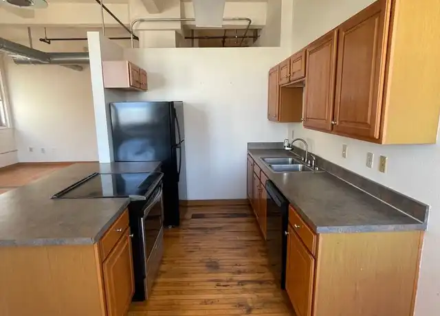 Property at 1004 Baltimore Ave Unit 304, Kansas City, MO, 64105, 2 beds, 2 baths, [object Object]