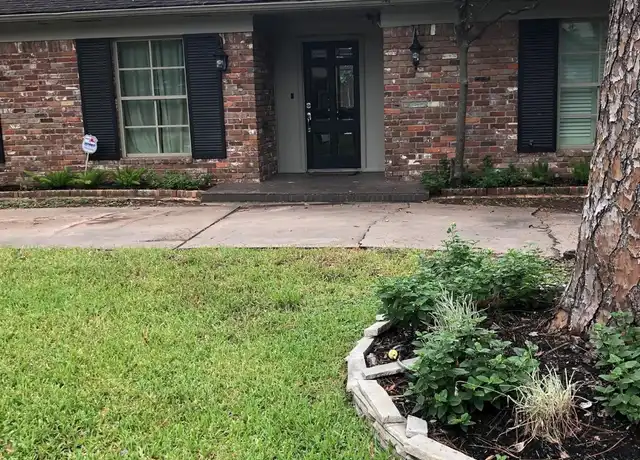 Property at 4726 Ivanhoe St, Houston, TX, 77027, 3 beds, 2.5 baths, [object Object]