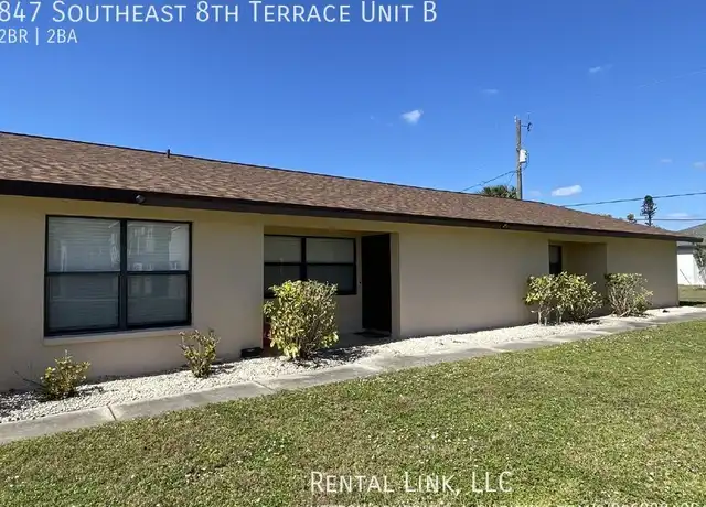Property at 847 SE 8th Ter, Cape Coral, FL, 33990, 2 beds, 2 baths, [object Object]