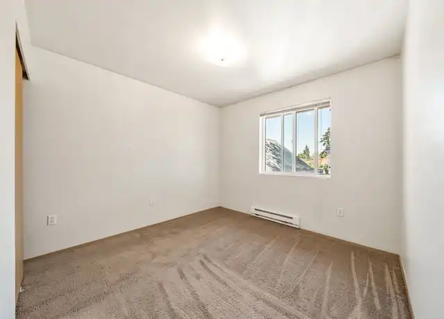 Property at 4527 S Puget Sound Ave Unit D, Tacoma, WA, 98409, 3 beds, 1.5 baths, [object Object]