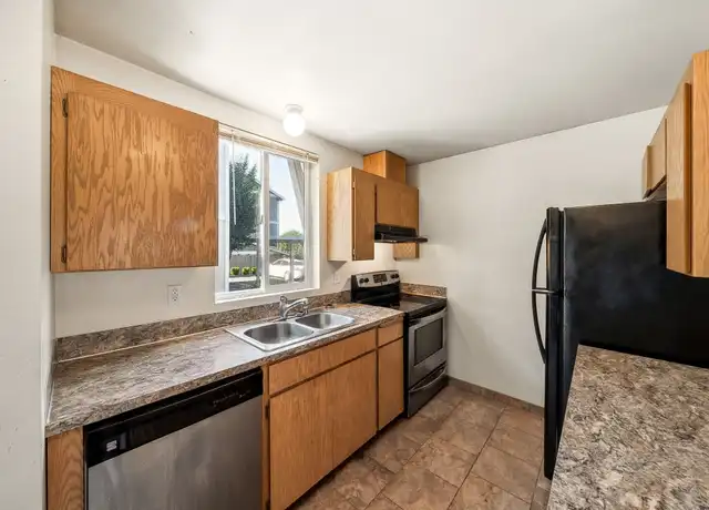 Property at 4527 S Puget Sound Ave Unit D, Tacoma, WA, 98409, 3 beds, 1.5 baths, [object Object]