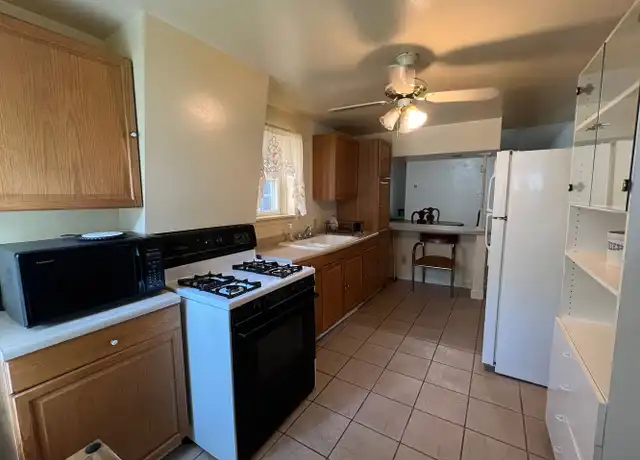 Property at 1514 Middle St, Pittsburgh, PA, 15215, 3 beds, 1 bath, [object Object]