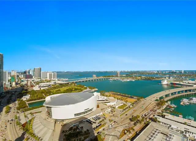 Property at 398 NE 5th St #3207, Miami, FL, 33132, 1 bed, 1 bath, [object Object]