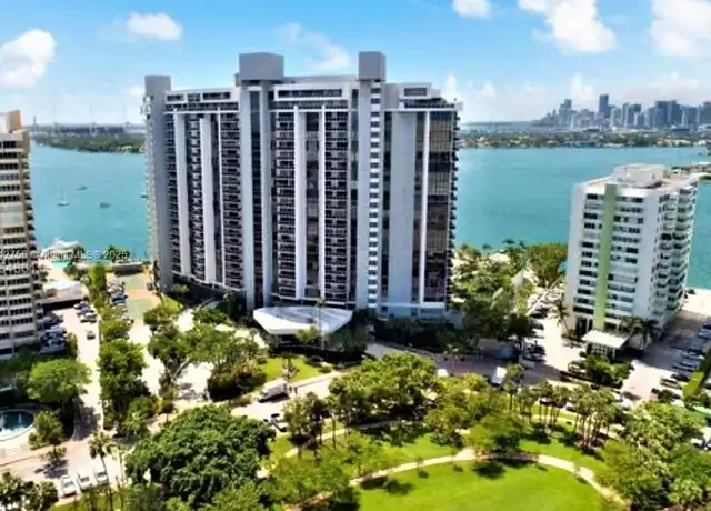 Property at 9 Island Ave #410, Miami Beach, FL, 33139, 1 bed, 1 bath, [object Object]