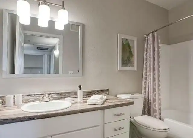 Property at 1100 E Osborn Rd, Phoenix, AZ, 85014, 3 beds, 2 baths, [object Object]