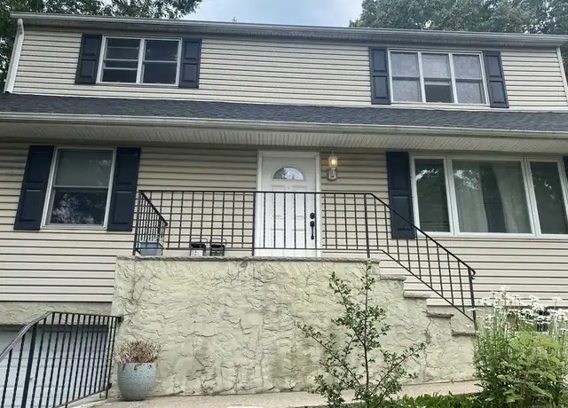 Property at 4 Rea Ave Unit 1, Midland Park, NJ, 07432, 2 beds, 1 bath, [object Object]
