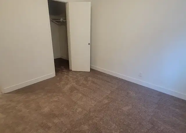 Photo of 8600 Rosecrans Ave, Paramount, CA 90723