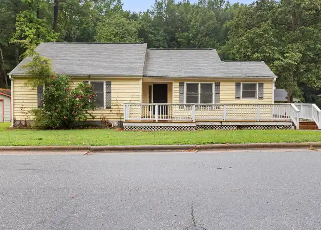 Property at 1301 Roundtree Dr, Rocky Mount, NC, 27804, 3 beds, 2 baths, [object Object]