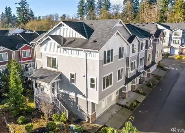Property at 15720 Manor Way Unit O1, Lynnwood, WA, 98087, 3 beds, 2.5 baths, [object Object]