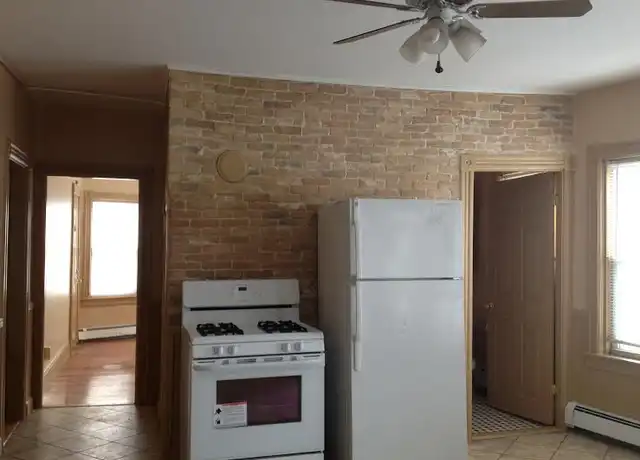 Property at 1172 N Main St Unit 2nd Floor, Providence, RI, 02904, 1 bed, 1 bath, [object Object]