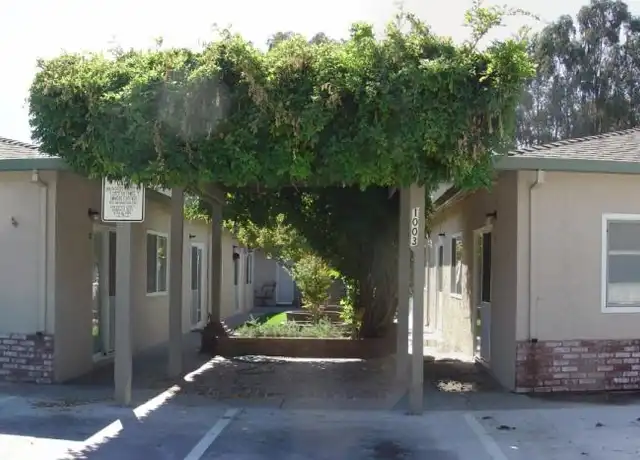 Property at 1003 3rd St Unit 4, Gilroy, CA, 95020, 2 beds, 1 bath, [object Object]
