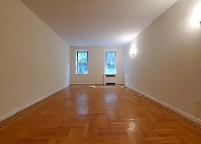 Property at 182 Bennett Ave Unit 5K, New York, NY, 10040, 2 beds, 1 bath, [object Object]