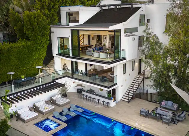 Property at 8514 Franklin Ave, Los Angeles, CA, 90069, 4 beds, 5 baths, [object Object]
