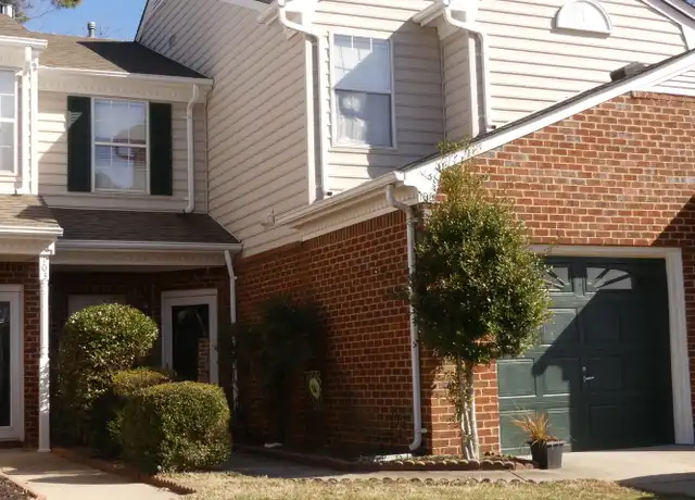 Property at 105 Kingston Ct, Yorktown, VA, 23693, 3 beds, 2.5 baths, [object Object]