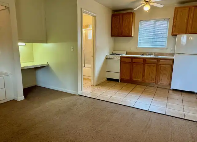 Property at 510 S Hays Ave, Carbondale, IL, 62901, 0 beds, 1 bath, [object Object]