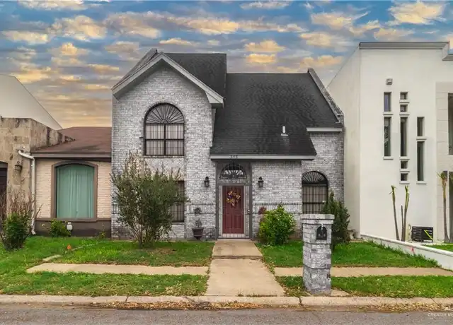 Property at 3113 S Casa Linda St, McAllen, TX, 78503, 2 beds, 2.5 baths, [object Object]