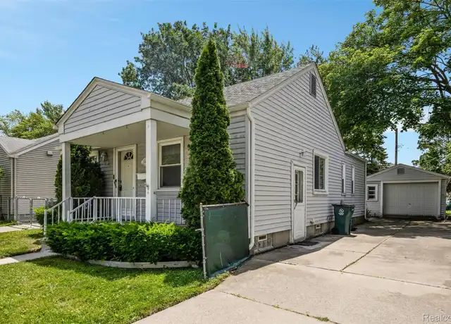 Property at 3329 Ravena Ave, Royal Oak, MI, 48073, 4 beds, 2 baths, [object Object]