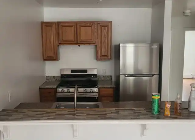 Property at 156 Parrow St Unit 2nd floor, City of Orange, NJ, 07050, 3 beds, 1.5 baths, [object Object]
