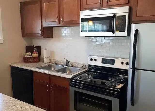 Photo of 29 S Audubon Rd, Indianapolis, IN 46219