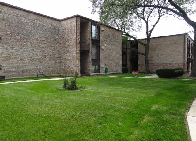 Photo of 1930 Cherry Ln #221, Northbrook, IL 60062