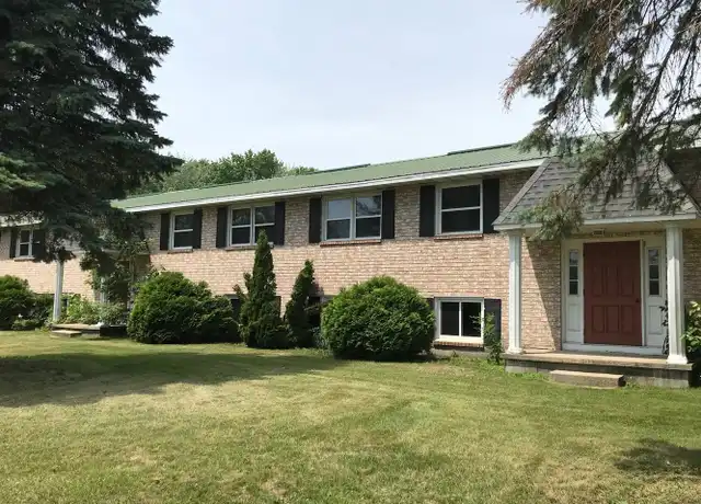 Property at 1200 University Dr Unit 1250-11, Marinette, WI, 54143, 2 beds, 1 bath, [object Object]