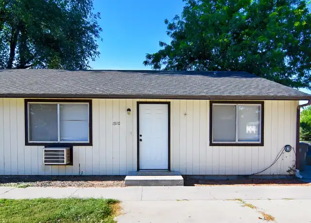 Property at 1910 S Juniper St Unit 1910, Nampa, ID, 83686, 2 beds, 1 bath, [object Object]