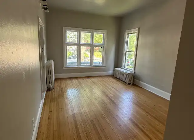 Property at 2833 N Downer Ave Unit 1, Milwaukee, WI, 53211, 3 beds, 1 bath, [object Object]