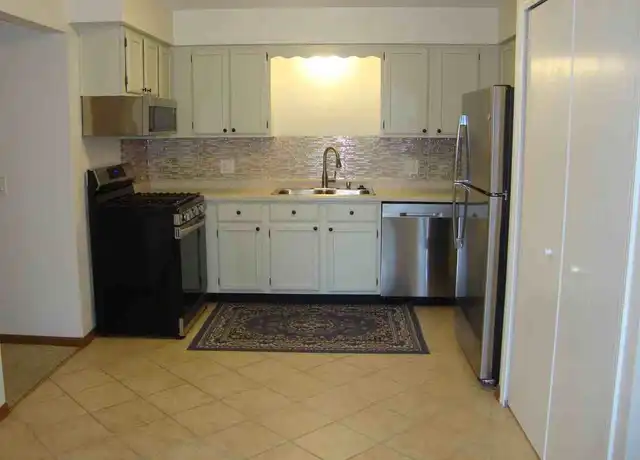 Property at 285 S Harrison St, Geneva, IL, 60134, 2 beds, 2 baths, [object Object]