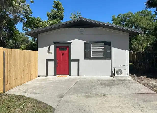 Property at 221 N Julia Ave Unit B, DeLand, FL, 32720, 1 bed, 1 bath, [object Object]