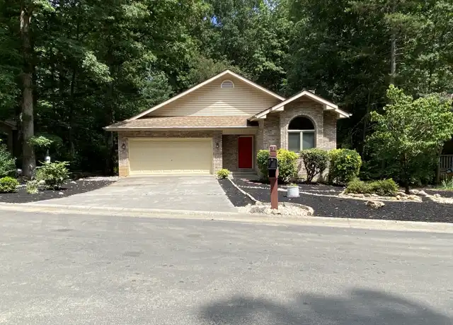 Property at 310 Paoli Trce, Loudon, TN, 37774, 3 beds, 2 baths, [object Object]