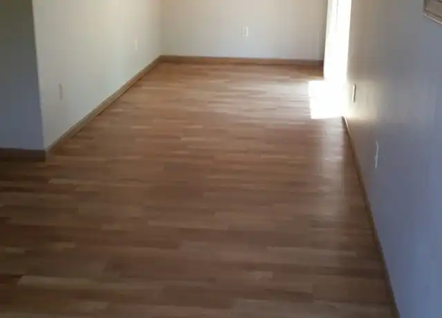 Property at 3037 Viking Dr Unit 07, Sioux City, IA, 51104, 2 beds, 2 baths, [object Object]
