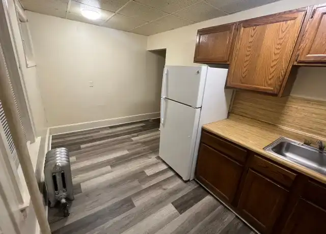 Property at 71 School St Apt 1 (1L), Springfield, MA, 01105, 1 bed, 1 bath, [object Object]